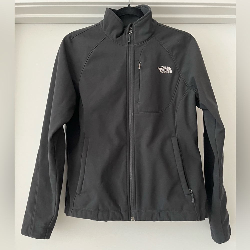 The North Face | Women's Apex Bionic Softshell Jacket | Black | M - Picture 2 of 3